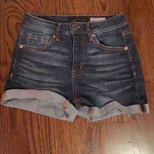 Dark wash Aeropostale denim shorts